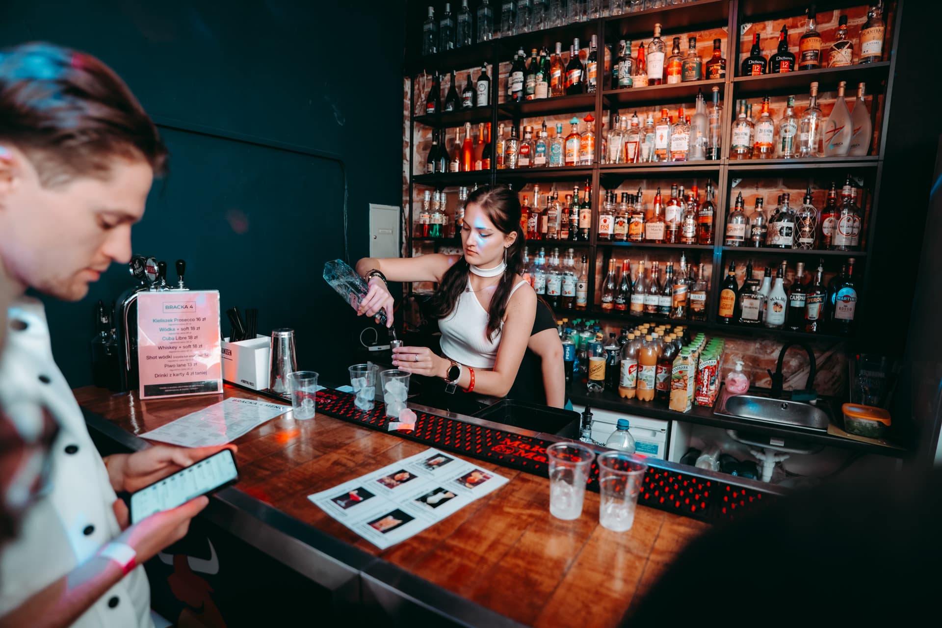 Krakow Animals Crawl nightlife photo 9