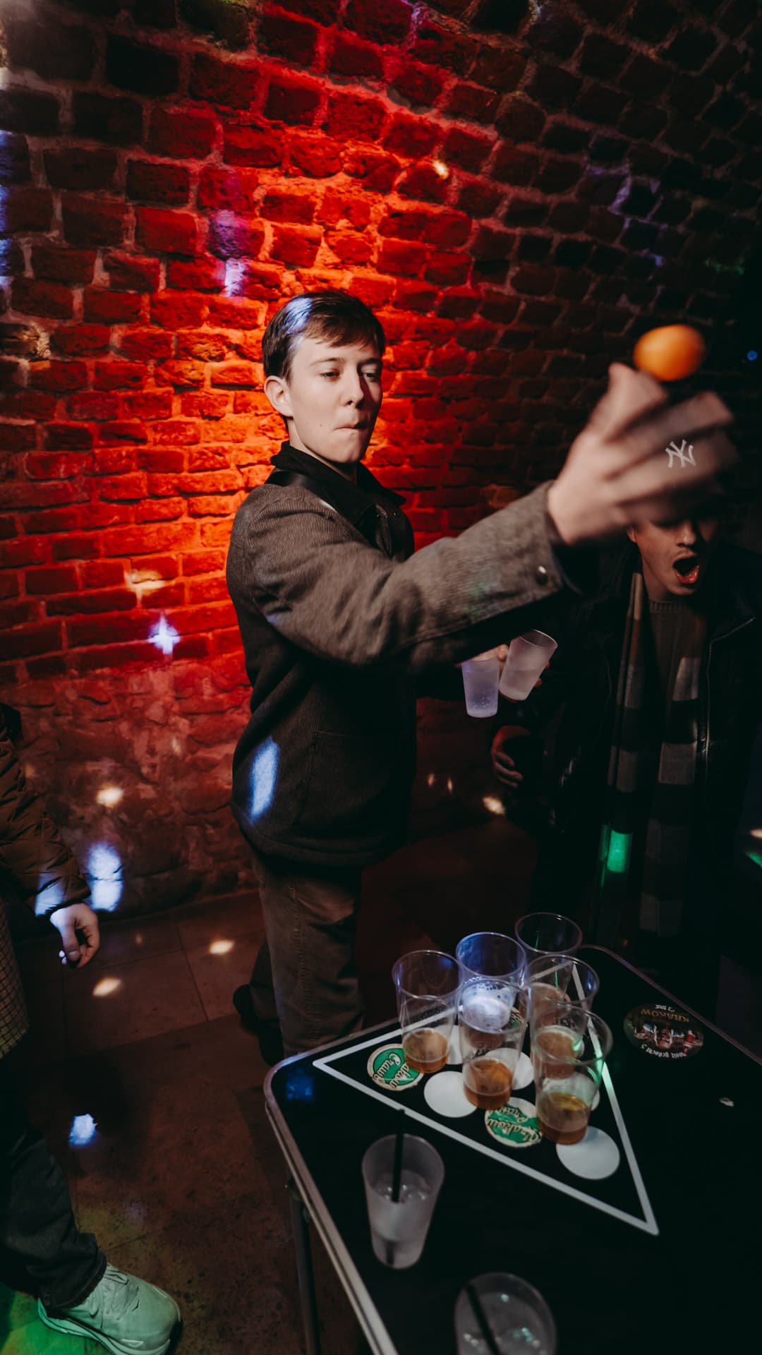 Guests playing Jenga during Krakow Animals Crawl